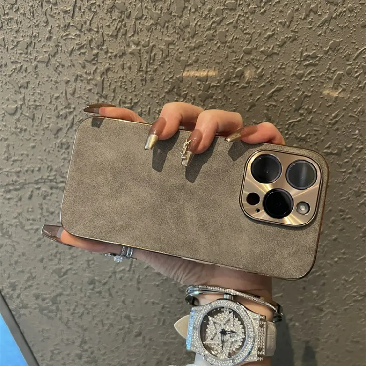 适用苹果16promax手机壳素皮黑色电镀高档网红男女简约防摔高级感