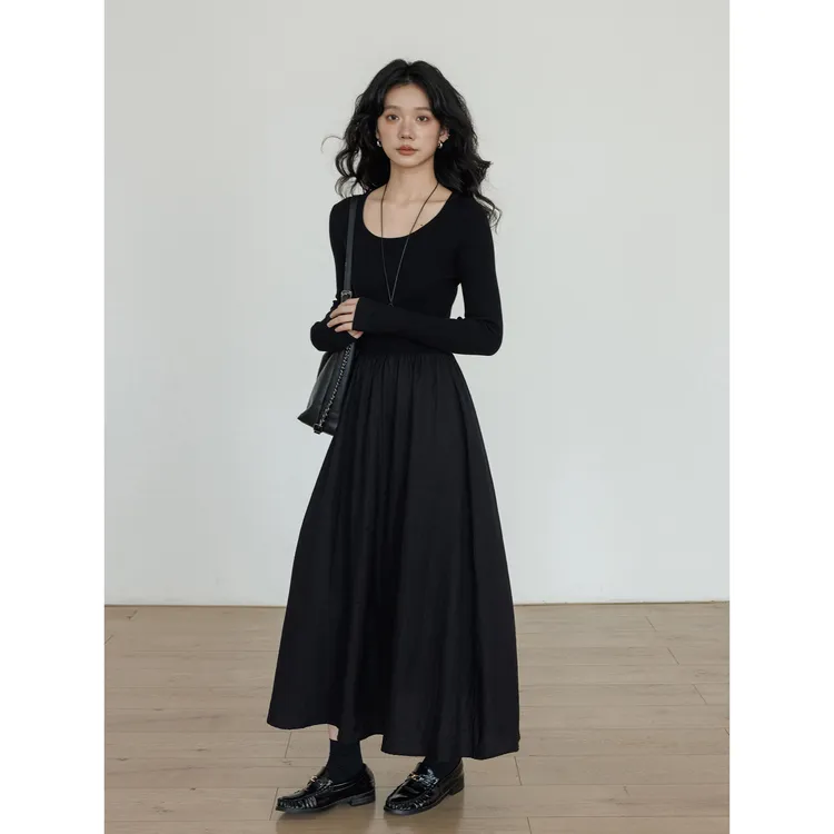 vastand维尚 冬季圆领拼接长袖针织衫连衣裙气质显瘦黑色长裙子女