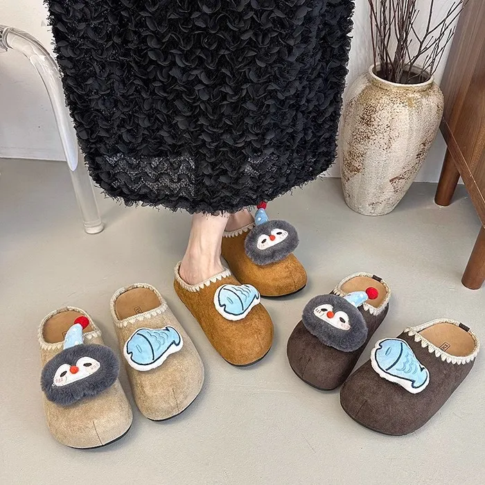 【运费补贴】卡通可爱萌趣小企鹅勃肯鞋女软底防滑舒适包头拖鞋Q