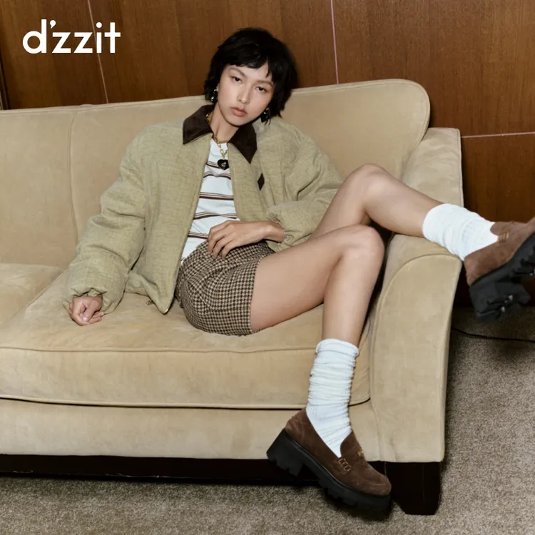 明星同款dzzit地素羽绒服冬季复古印花拼接翻领牛仔外套3I4K224