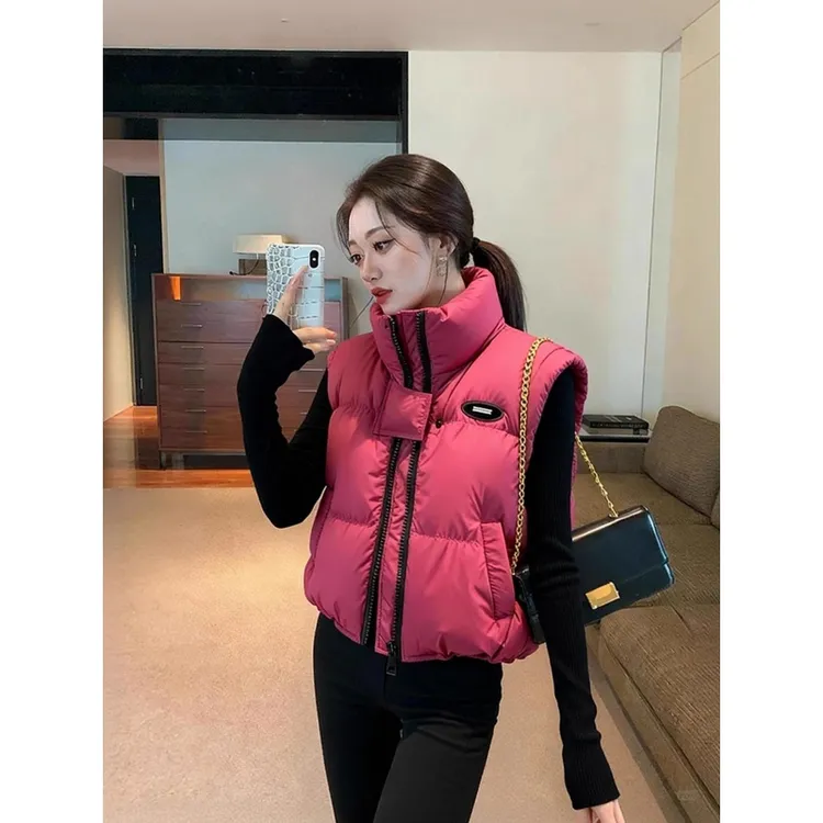 马甲2025新款今年流行爆款设计感小香风气质叠穿玫粉色夹棉外套冬