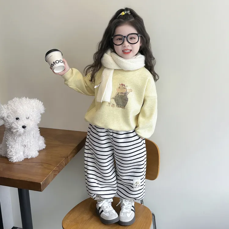 女童秋冬季套装2025新款儿童洋气加绒卫衣条纹裤两件套女宝宝冬装