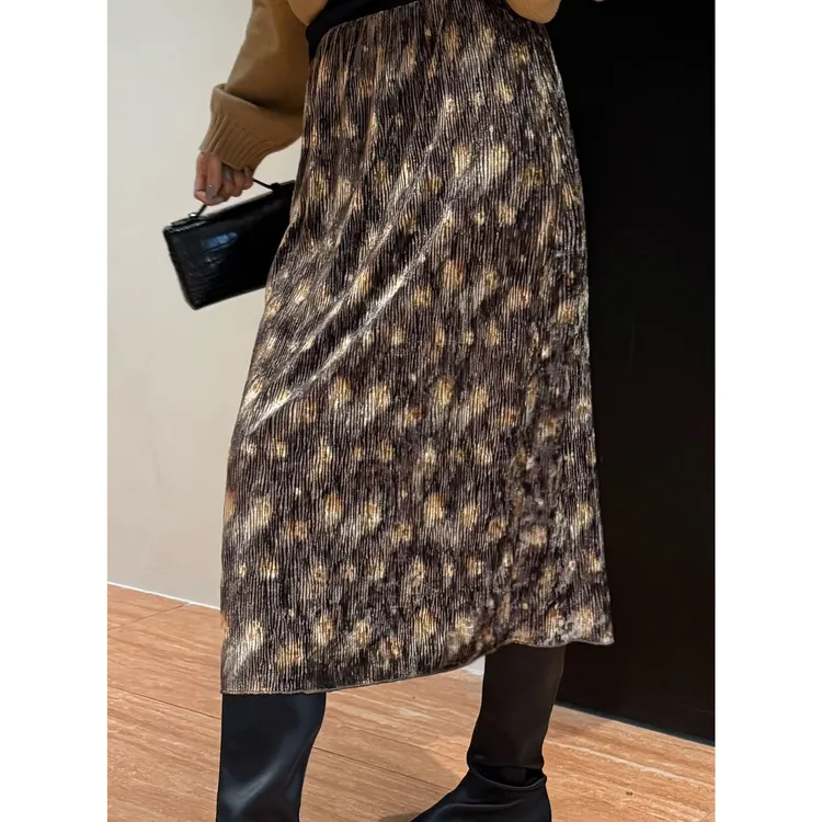 紫紫  秋木斑驳美学裙   纹理之美秋木丝绒松紧腰半裙ZD10BZYL783