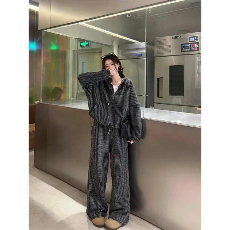 新款秋冬慵懒风格套装宽松连帽条纹夹克女士秋冬直筒阔腿裤两件套