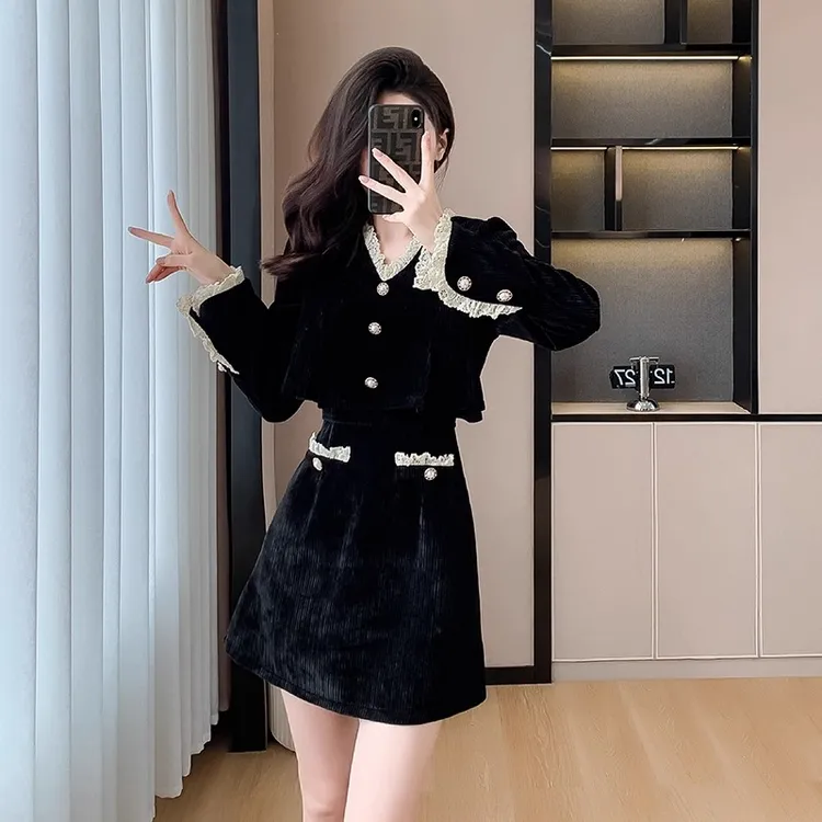 假两件连衣裙子早春秋冬季2025年新款女士装长袖打底小个子高腰