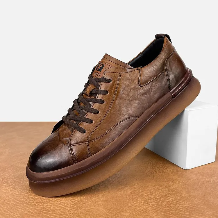 板鞋男2023冬季运动复古休闲皮鞋百搭耐磨系带商场同款男鞋