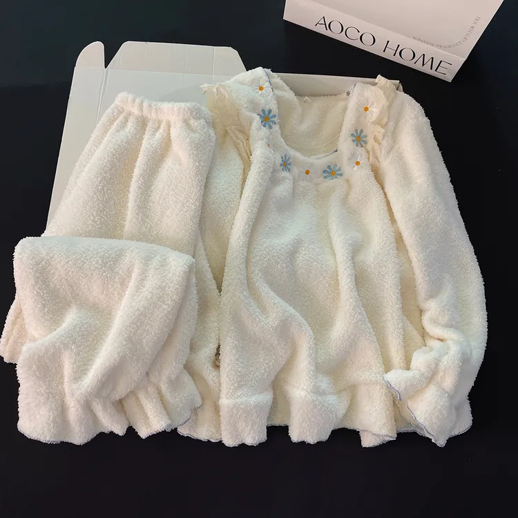 半边绒睡衣女冬季加厚保暖杏色花边2025年新款可外穿家居服两件套