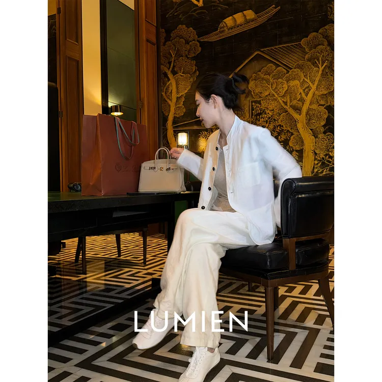 【LUMIEN】简约复古风轻盈舒适感白色亚麻西装外套上衣LX5CEE043