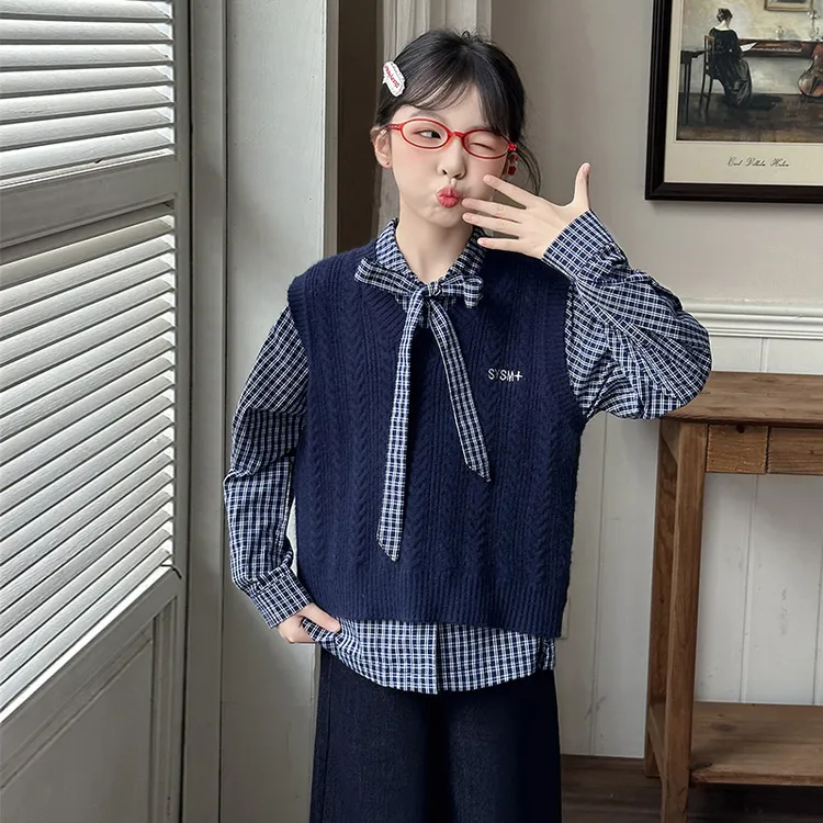 韩版童装2025女童秋季套装中大童洋气格子衬衫毛衣马甲儿童三件套