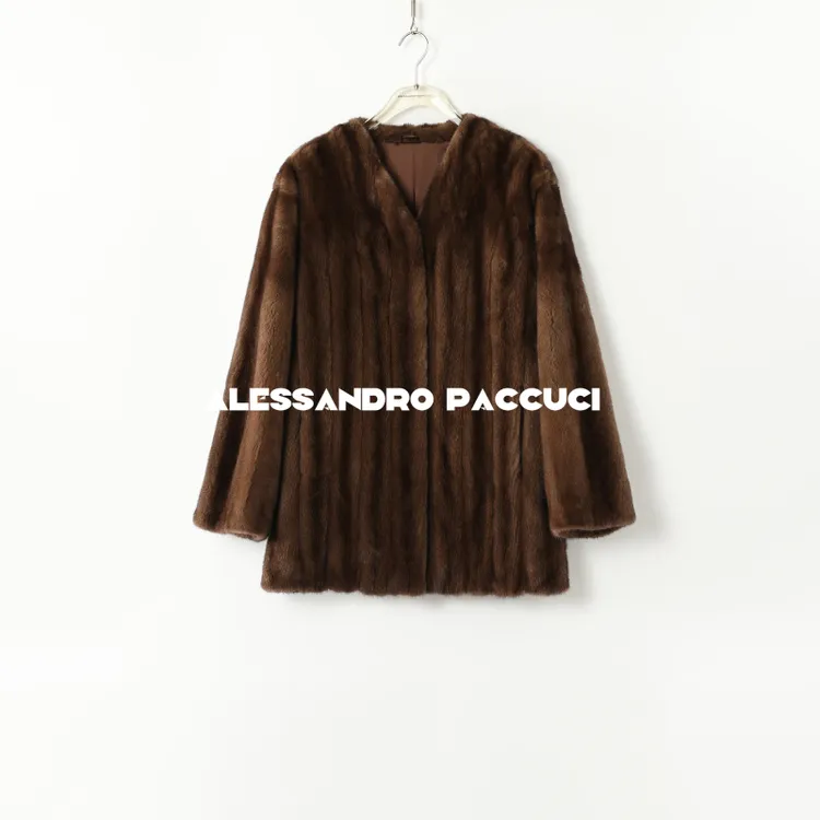 SAGA✖AP洛哥44065CS【雪见】进口水貂+桑蚕丝内里抽刀小V领皮草外套