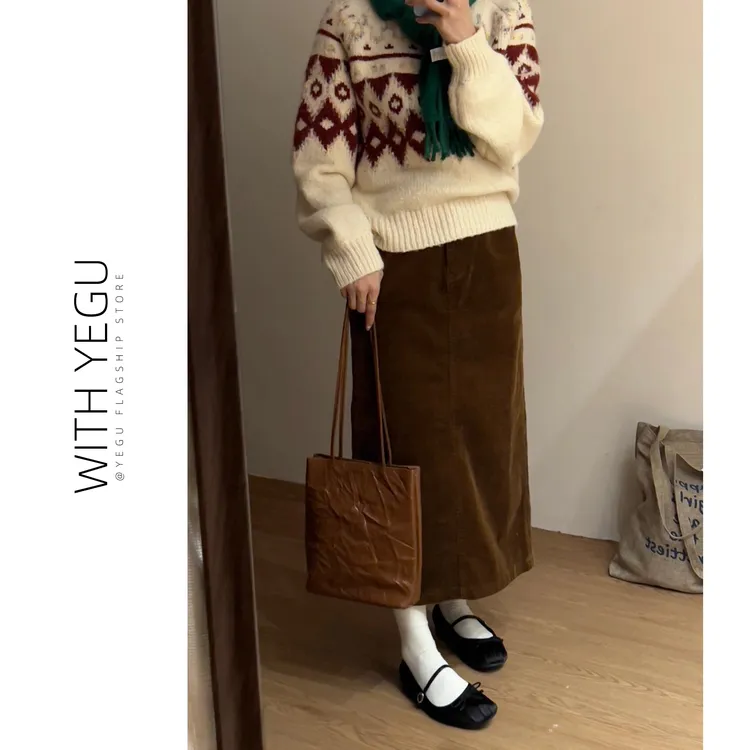 咖色灯芯绒半身裙女秋冬季显瘦高腰a字直筒裙设计感后开叉包臀裙