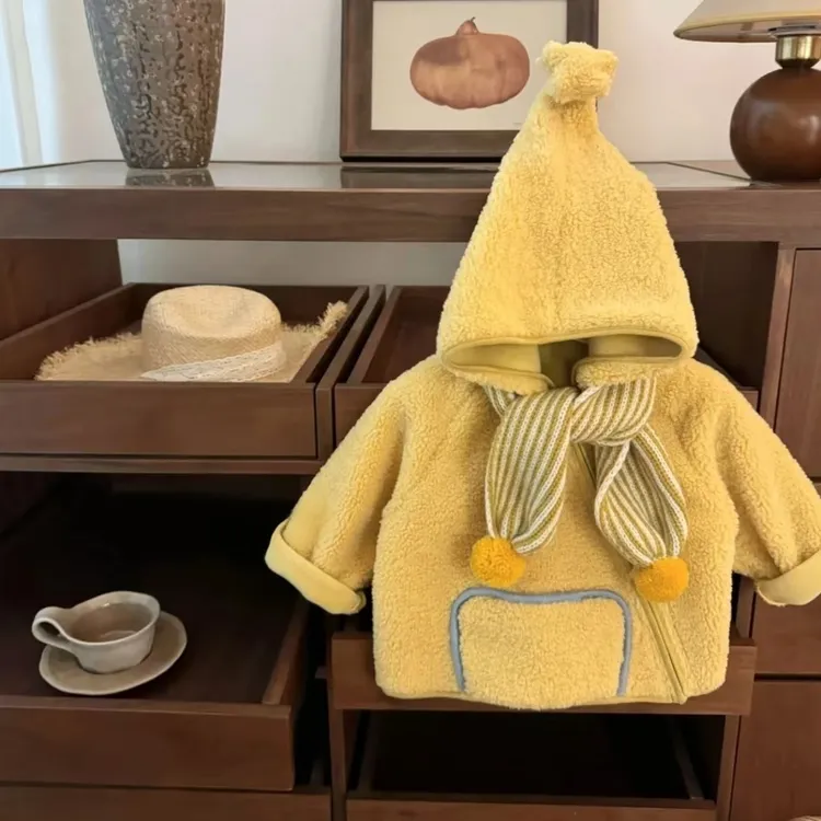 爆火星星人女童外套冬装25新款洋气儿童精灵帽保暖加厚宝宝棉服