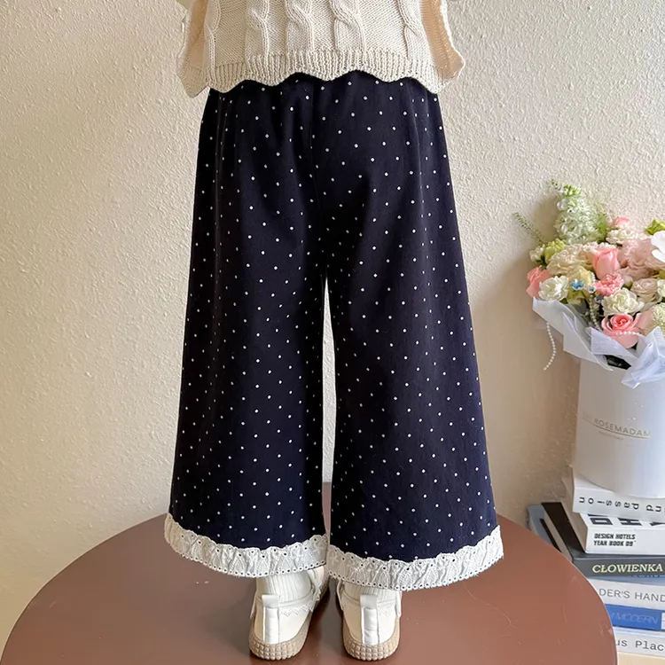 儿童服装2025年款童装秋季女童简约衣服独特洋女童波点微喇牛仔裤