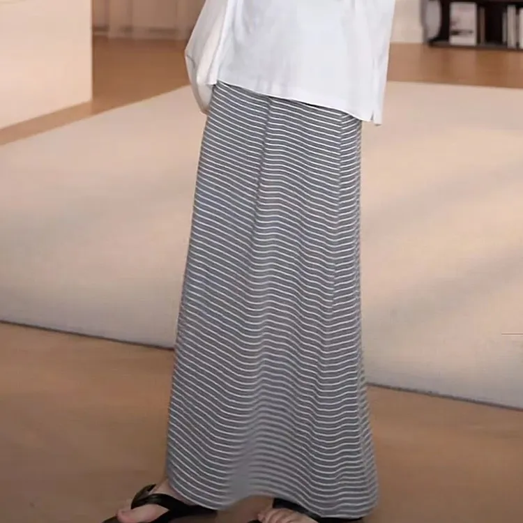 后腰松紧设计感半身裙女2025年夏季新款时尚百搭显瘦舒适裙子