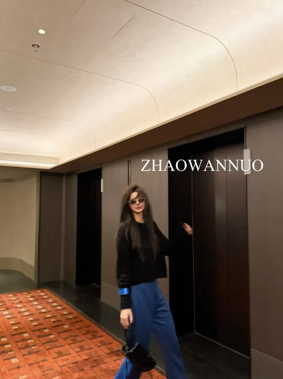 ZHAO WANNUO 丨 扭骨立体弯刀垂感休闲卫裤NC0966