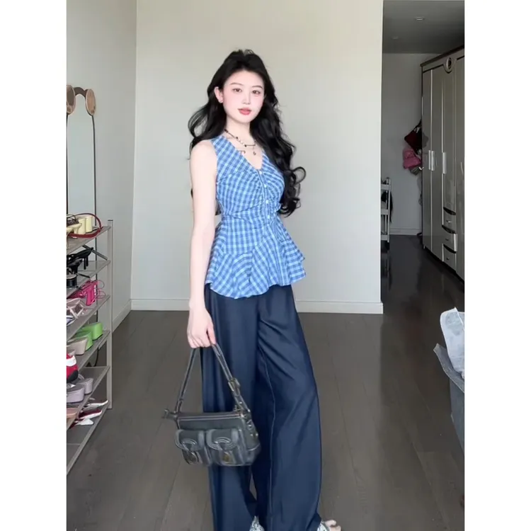 MARIE.COCO韩系挂脖V领格子收腰无袖背心衣女直筒阔腿牛仔裤套装
