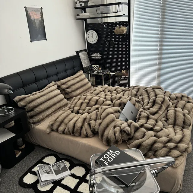 轻奢秋冬保暖托斯卡纳长绒兔兔绒四件套牛奶绒床单被套床上用品