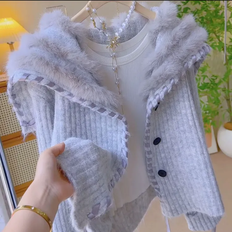 韩系设计感大翻领毛毛拼接针织外套女2025秋季新款百搭宽松毛衣