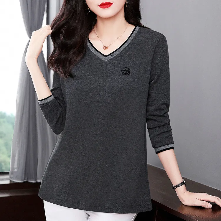芳妮诗V领长袖T恤女春季新款大码宽松刺绣打底衫女士高级减龄上衣