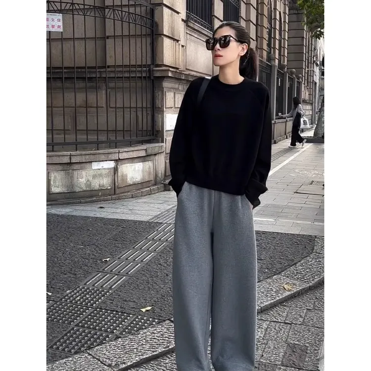 春季2025韩系高级感新款欧货时尚黑色圆领卫衣灰色休闲裤两件套装