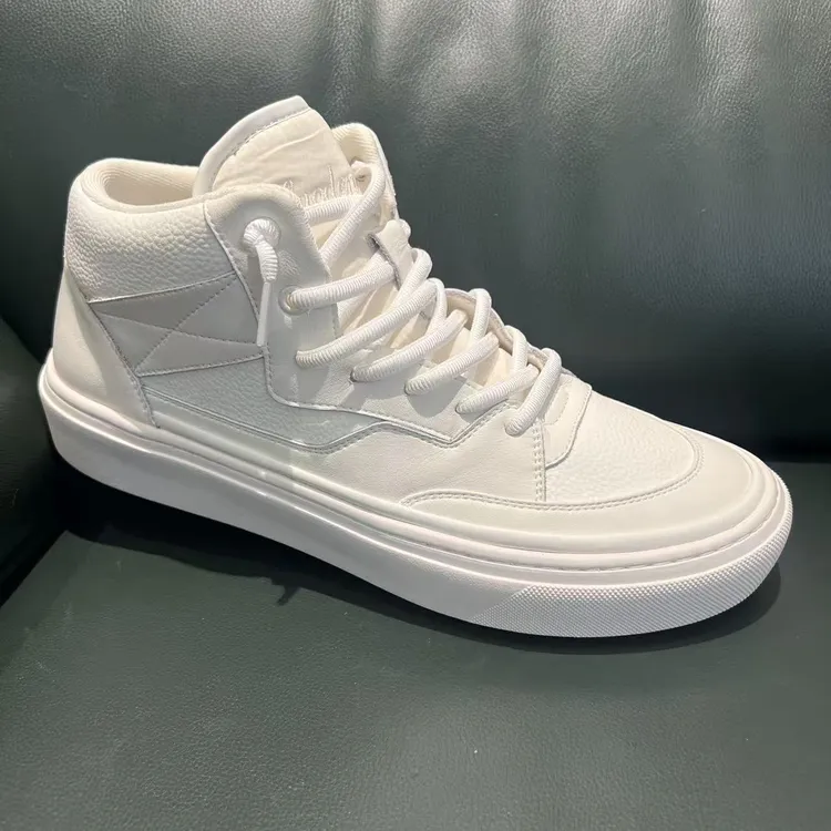 休闲防滑耐磨舒适男款小白鞋休闲运动鞋百搭中帮白色时尚潮鞋2836