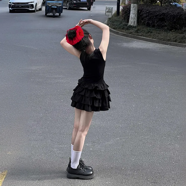 女童黑色连衣裙夏季2025新款蓬蓬裙短裙辣妹背心裙女孩蛋糕裙童装