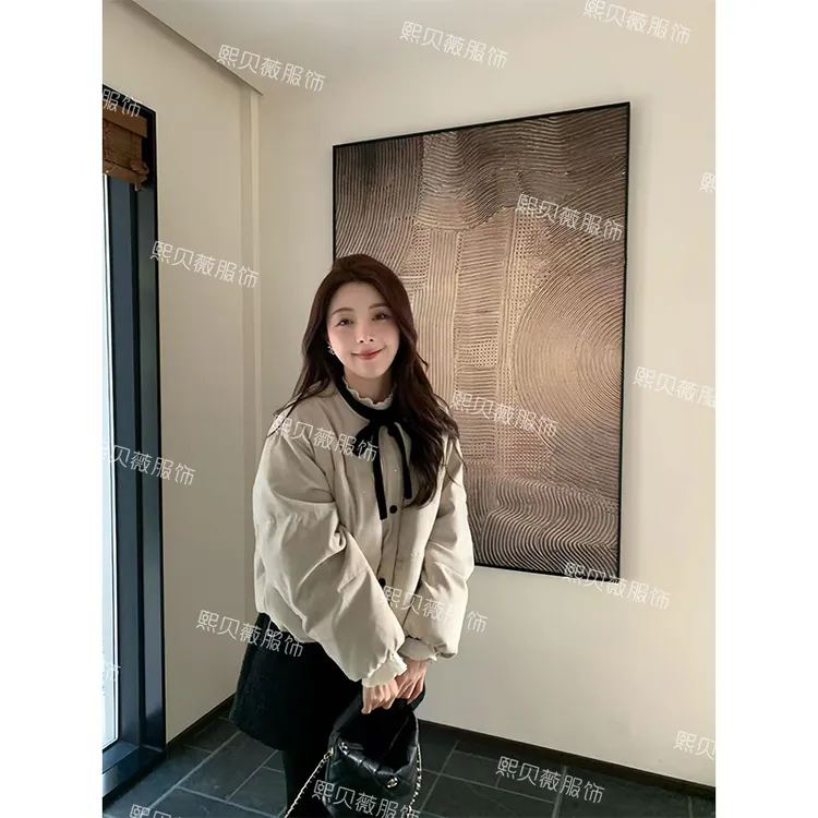 熙贝薇5 冬季莱赛尔蝴蝶结细闪新国标90白鸭绒女款羽绒服 G5852