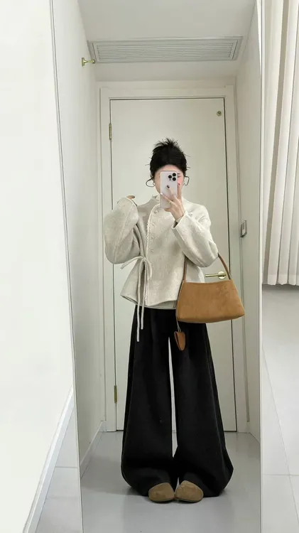 2025秋冬新款韩系穿搭小香风蕾丝蝴蝶结毛呢外套休闲裤气质两件套