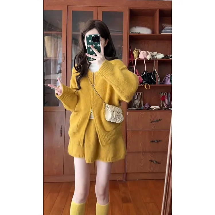 韩系慵懒风气质穿搭套装女秋冬季拉链针织上衣高腰a字短裙两件套