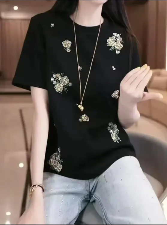 欧洲站2025新薄款宸嫚三C娘娘时尚圆领重工刺绣钉珠百搭短袖上衣