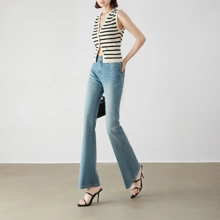 颜值与舒适|夏季薄款高腰微喇牛仔裤女显瘦弹力2024新款喇叭裤