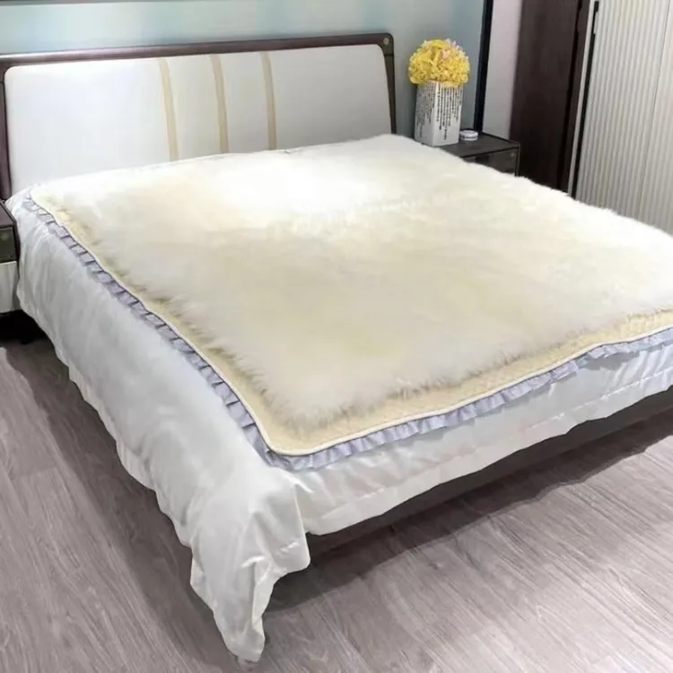 羊皮毛一体双人褥子，床毯，地毯，整张羊皮裁剪制作