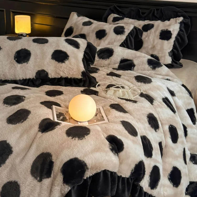 巢尔【巢尔】墨染毛绒四件套牛奶绒被套波点轻奢冬季保暖床单加厚