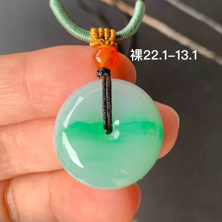 冰绿平安扣天然翡翠吊坠 小众玉器珠宝