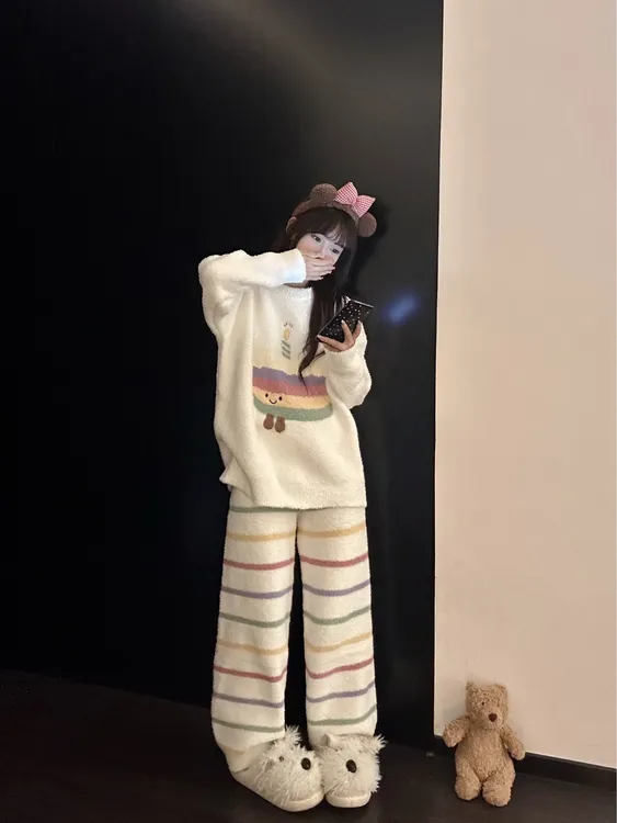 甜美简约彩虹卡通半边绒睡衣女秋冬新款加厚保暖家居服套装可外穿