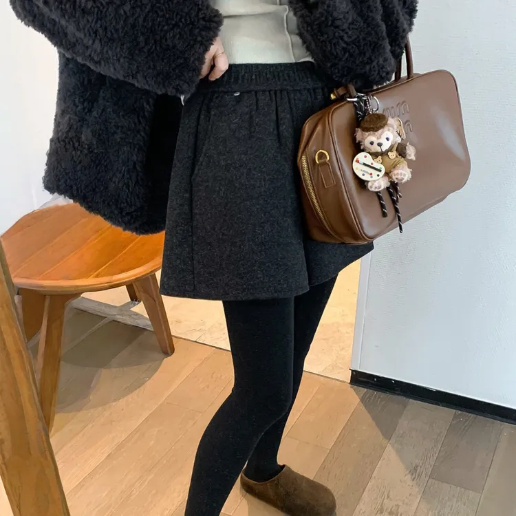 大码灰色毛呢短裤女外穿秋冬2025新款胖mm高腰a字宽松阔腿五分裤