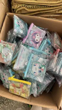 《兵哥外贸》3楼8×10杂款透明小钱包 发10个 不挑色