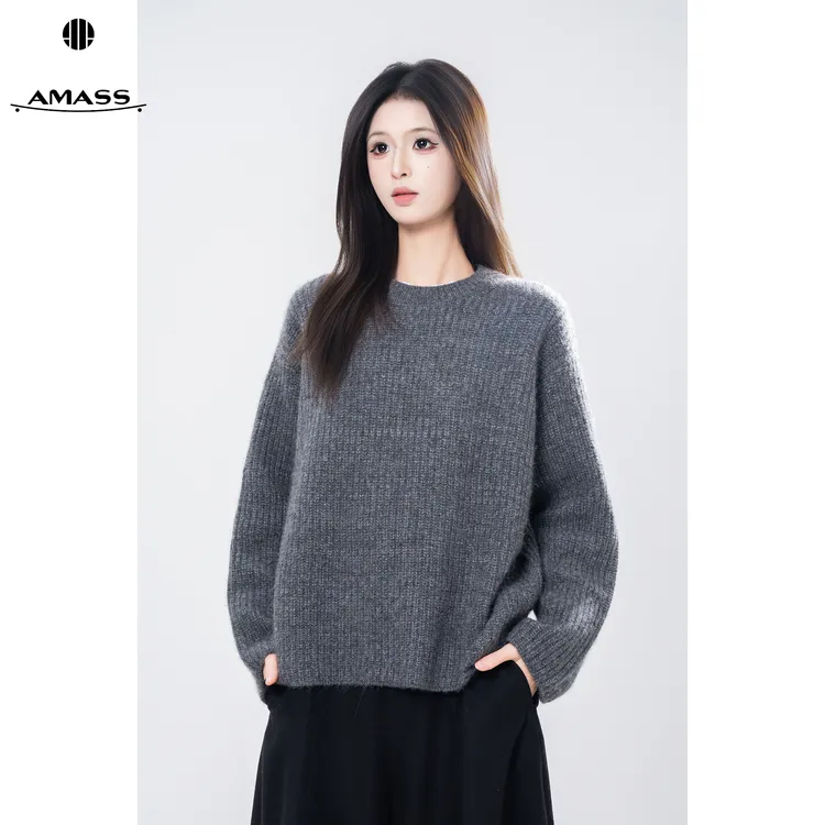AMASS/阿玛施秋冬新款质感灰复古百搭时尚圆领厚款针织衫女538084