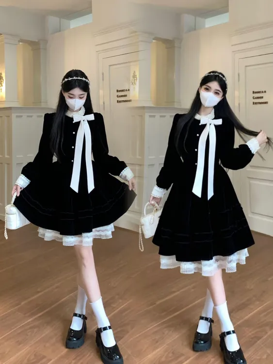 6703#有实拍~胖MM芙莉娅祈愿 赫本风丝绒高级感小香风连衣裙