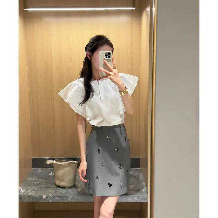 五一出游穿搭女装网红洋气炸街套装设计感飞飞袖上衣裙子两件套