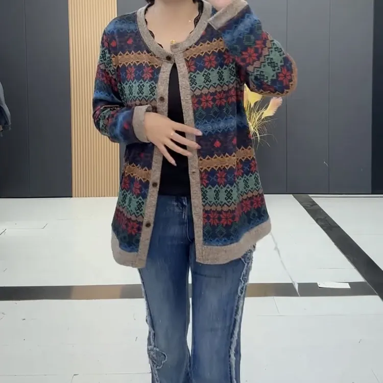 鑫家8105秋季新款开衫外套针织衫大码女装