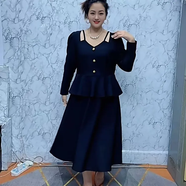秋季新款收腰显瘦套裙百搭小香风女神黑色修身连衣裙大码