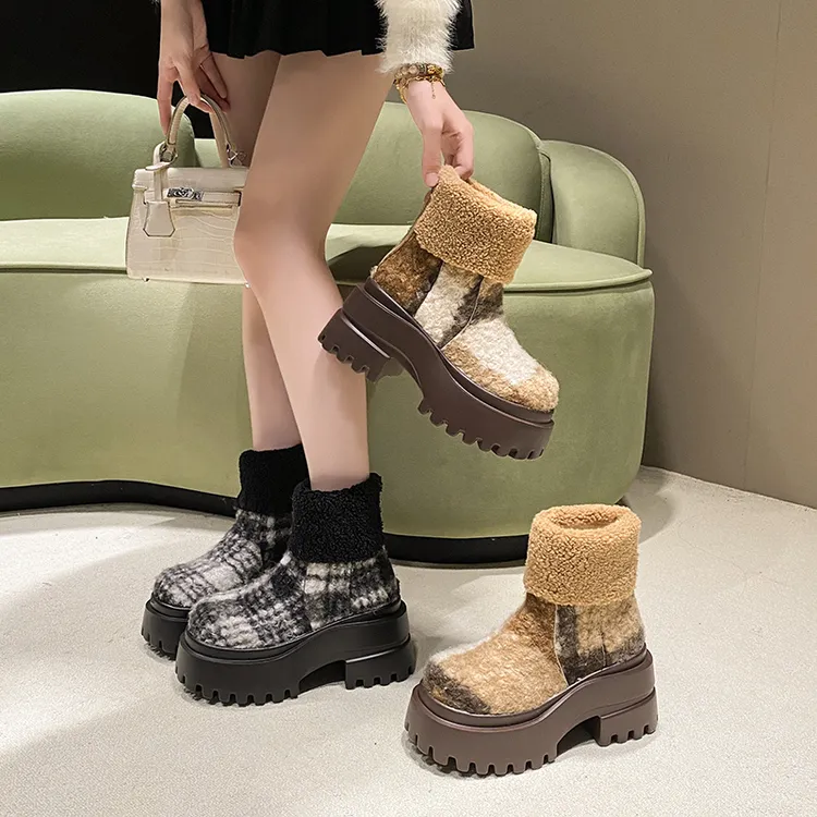 小个子厚底雪地靴女鞋2025新款冬季加绒加厚保暖百搭防滑毛毛棉靴