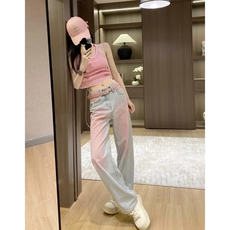 2025新款爆款显瘦短款上衣修身辣妹宽松减龄高腰直筒牛仔时尚女