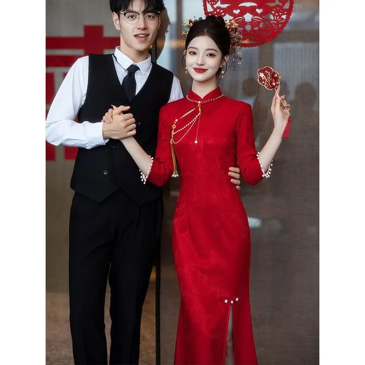 秋冬新娘红色旗袍高级感气质中国风订婚结婚回门新中式新娘礼服