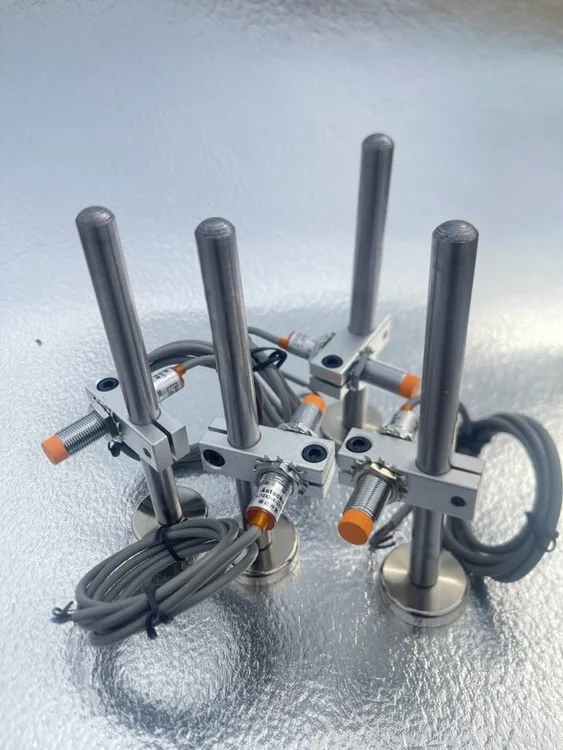 无品牌模具强磁光电开关，模具接近开关，顶针保护开关