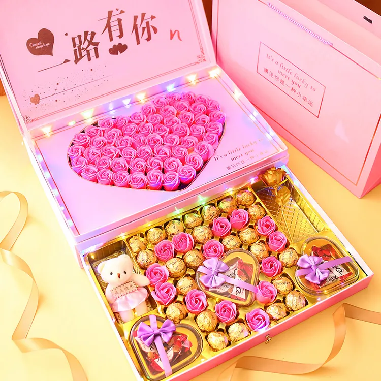 圣诞节送女友巧克力礼盒装送女生朋友表白送老婆生日零售浪漫实用