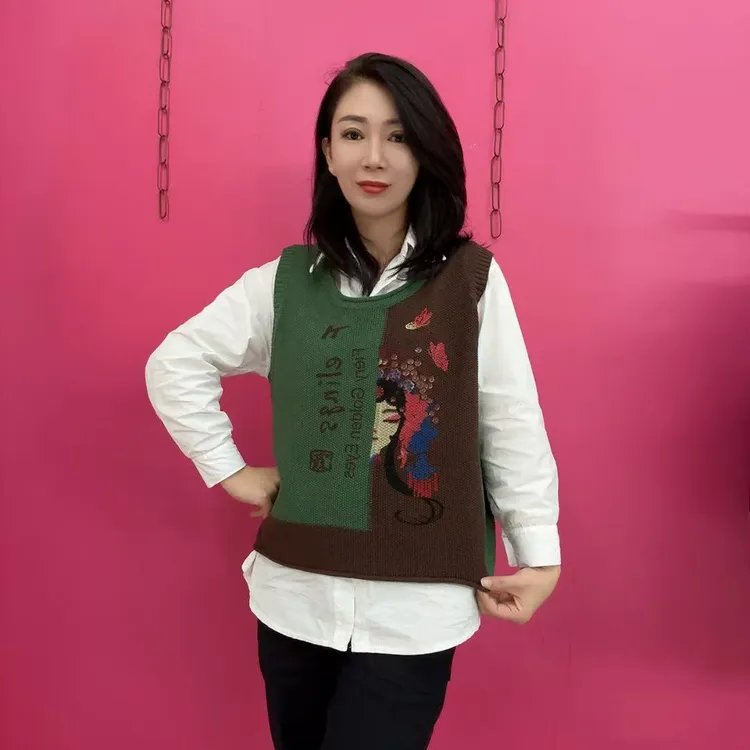 8701-款脸谱彩绘减龄拼色马甲