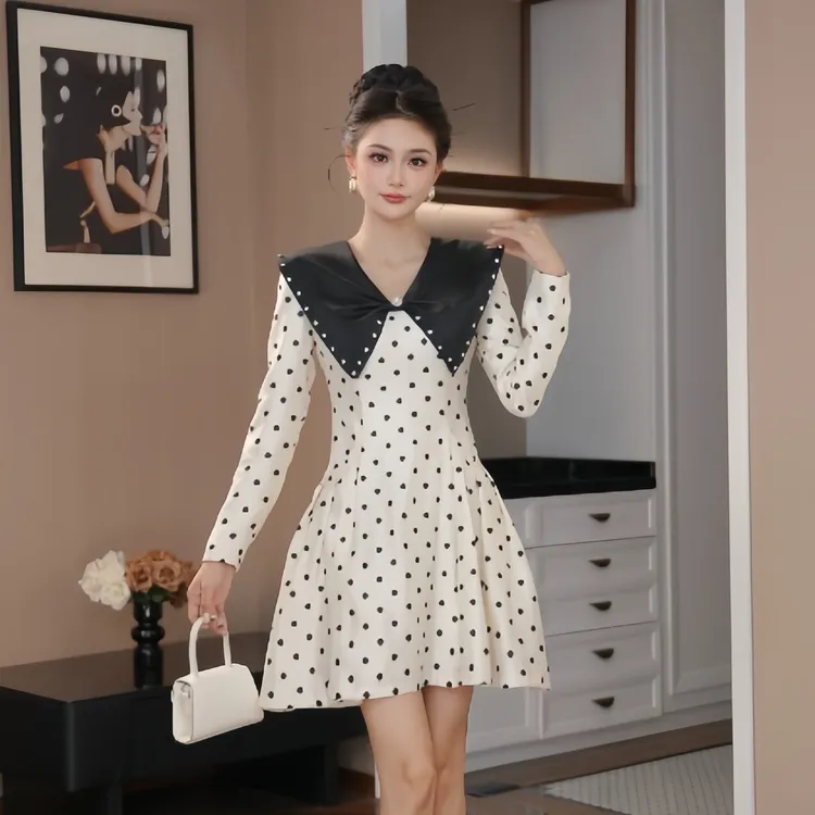 【花花原创】娃娃领显瘦气质时尚拼接小个子洋气波点连衣裙 65493