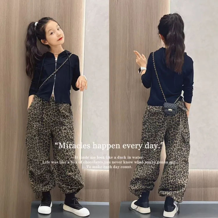 女童连帽打底衫套装洋气女大童半拉链长袖秋儿童休闲短款套装潮